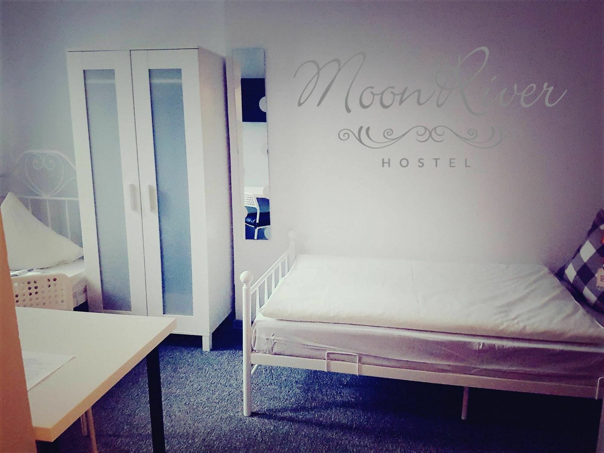 Moonriver Inn Varsóvia Exterior foto